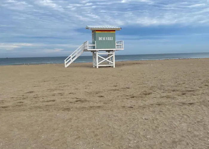 O Fil De L'eau Piscine Chauffee *